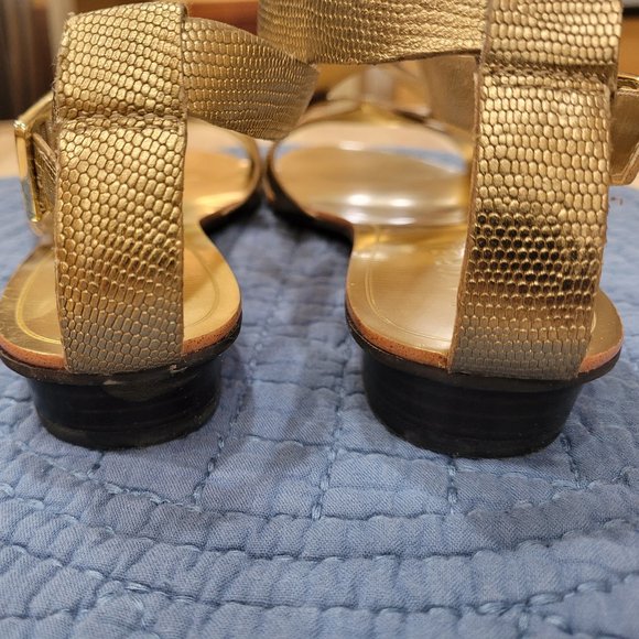 Ralph Lauren Gold Leather Low Heel Sandals Size 7 - Picture 11 of 11